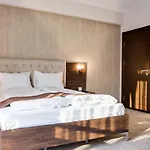 Family Lilium Hotel *