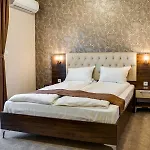 Family Lilium Hotel *