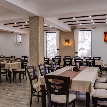 Family Lilium 호텔 *